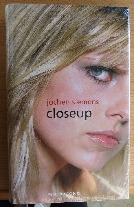 Siemens, Jochen:  Closeup. 