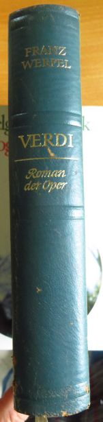 Verdi : Roman der Oper.