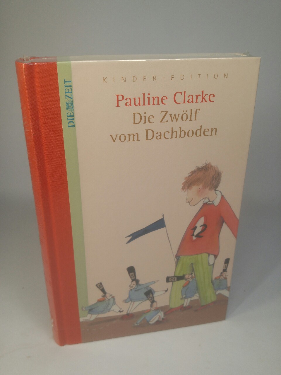Die Zwölf vom Dachboden [Neubuch] - Clarke, Pauline, Susanne Gaschke  und Sybil Schönfeldt