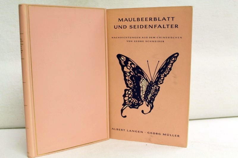 Schneider, Georg:  Maulbeerblatt und Seidenfalter. 