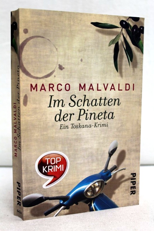 Malvaldi, Marco:  Im Schatten der Pineta : ein Toskana-Krimi. 