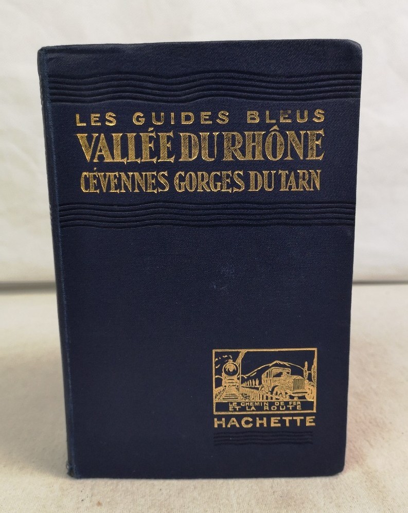 Monmarch, Marcel (Direction):  Valle du Rhone Cvennes. Lyonnais, Velay, Vivarais, Gorges du Tarn.  Les Guides bleus. 