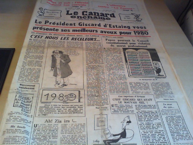  Le Canard enchaine' 1979. Journal satirique paraissant le mercredi.  KOMPLETT. No. 3036 - 3087. 3. 1. - 26. 12. 1979.