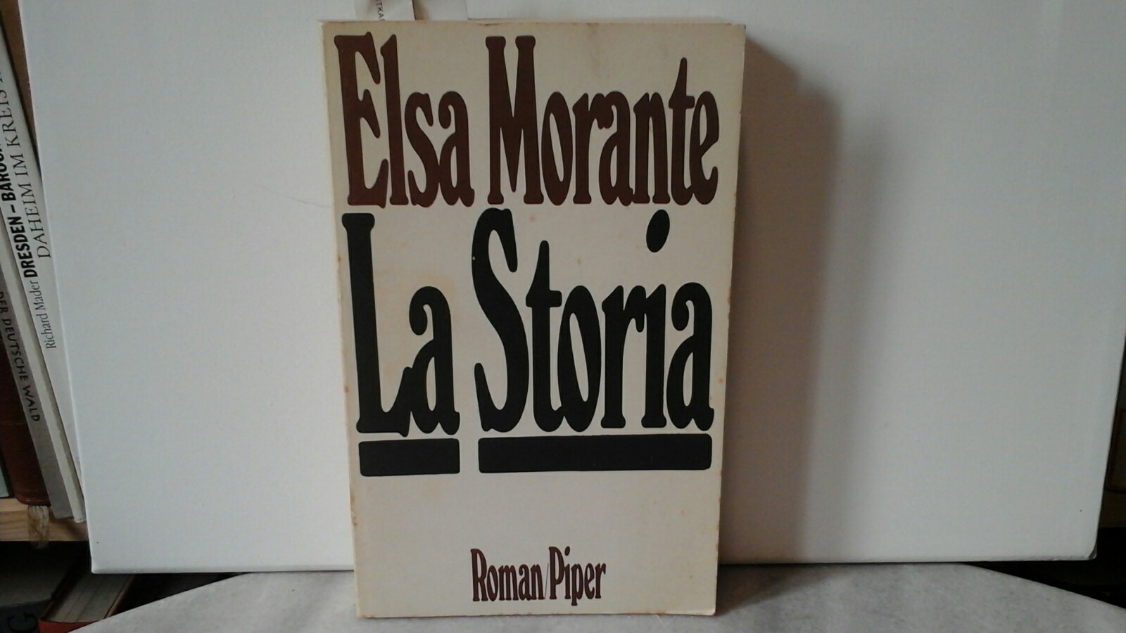 La Storia. Roman. 1. Teil des unkorrigierten, unvollständigen Leseexemplars. Leseexemplar vor der ersten /1. Ausgabe..
