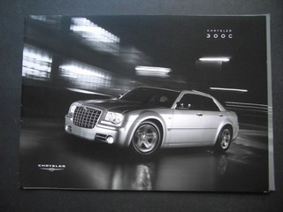  Chrysler 300 C (3.5L bzw. 5.7L V8-Hemi) Verkaufskatalog der 