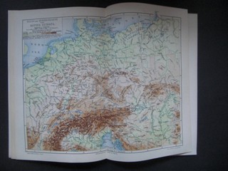  3 Landkarten: Deutsches Reich. Fluss- und Gebirgskarte von Mittel-Europa. Geologeische Karte von Deutschland. Aus Meyers Konversationslexikon.