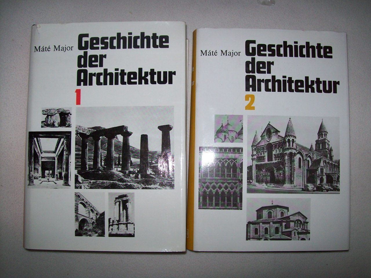 Geschichte der Architektur Band I und II