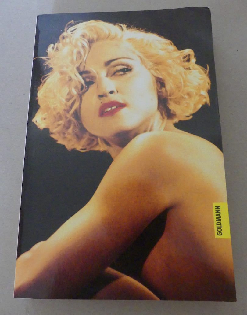 Madonna unverhüllt. Die Biographie. - Aus dem Amerikanischen von Nina Paul.  0 - Andersen, Christopher P.