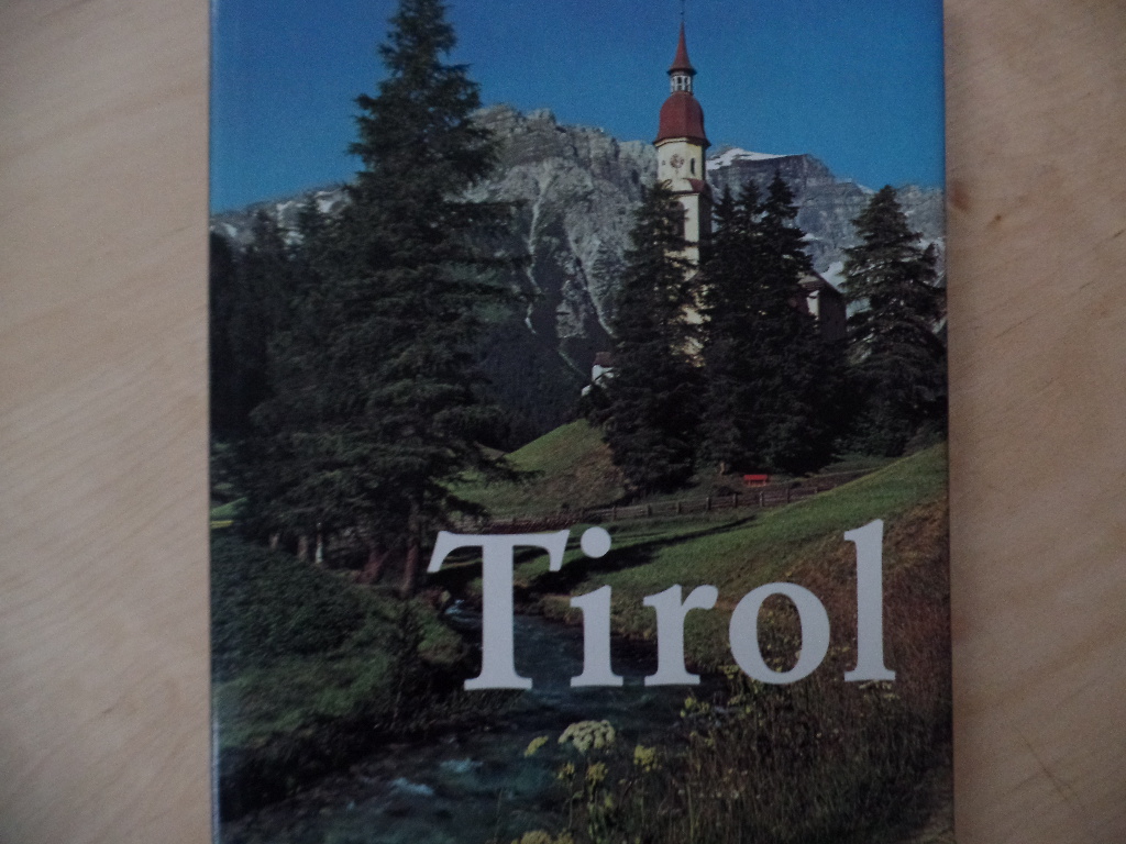 Buzas, Herbert:  Schnes Tirol : Landschaft und Volkstum 