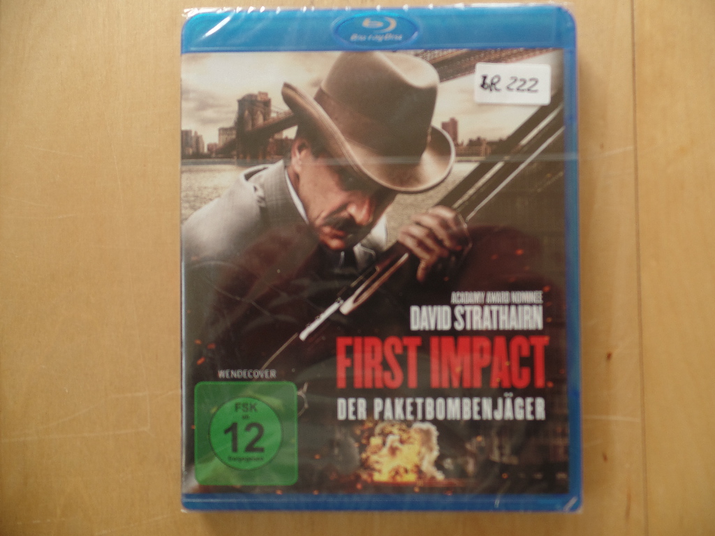 Strathairn, David, Ray Wise und Sam Witwer:  First Impact - Der Paketbombenjger (Blu-ray) 