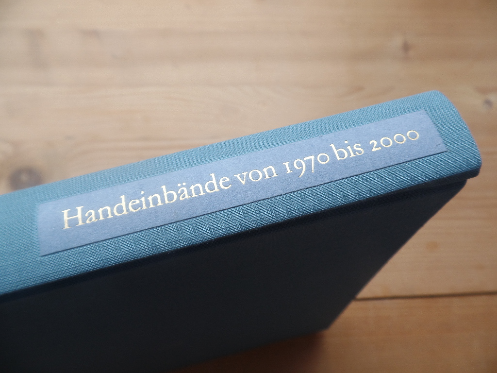 Handeinbände : internationale Beispiele aus den Jahren 1970 bis 2000.