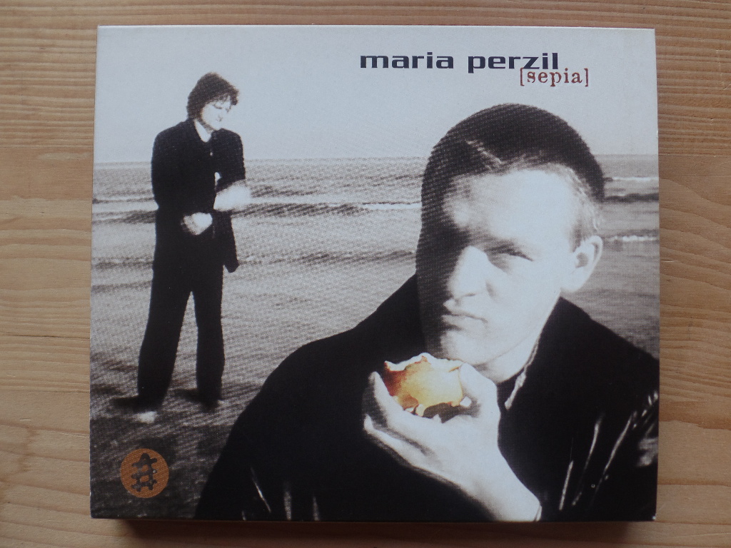 Perzil, Maria:  Sepia (CD-Extra) 