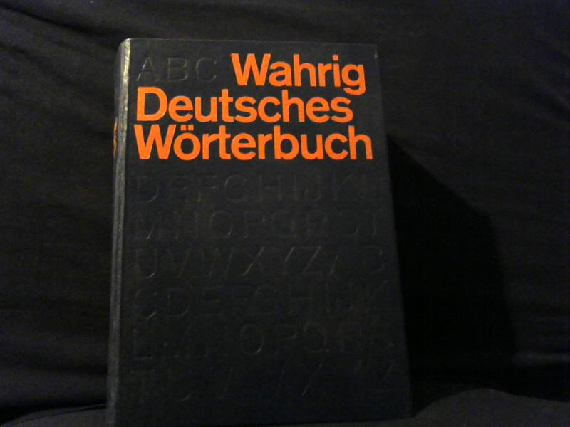 Wahrig, Gerhard: Deutsches Wrterbuch.