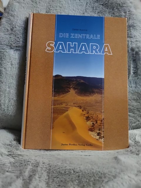 Die zentrale Sahara : Oberflächenformen im Wandel. Perthes Geographie im Bild - Busche, Detlef
