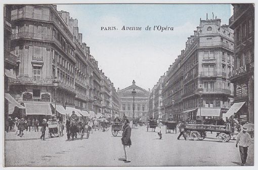  Paris, Avenue de l`Opera.