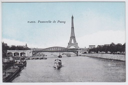 Paris. Passerelle de Passy