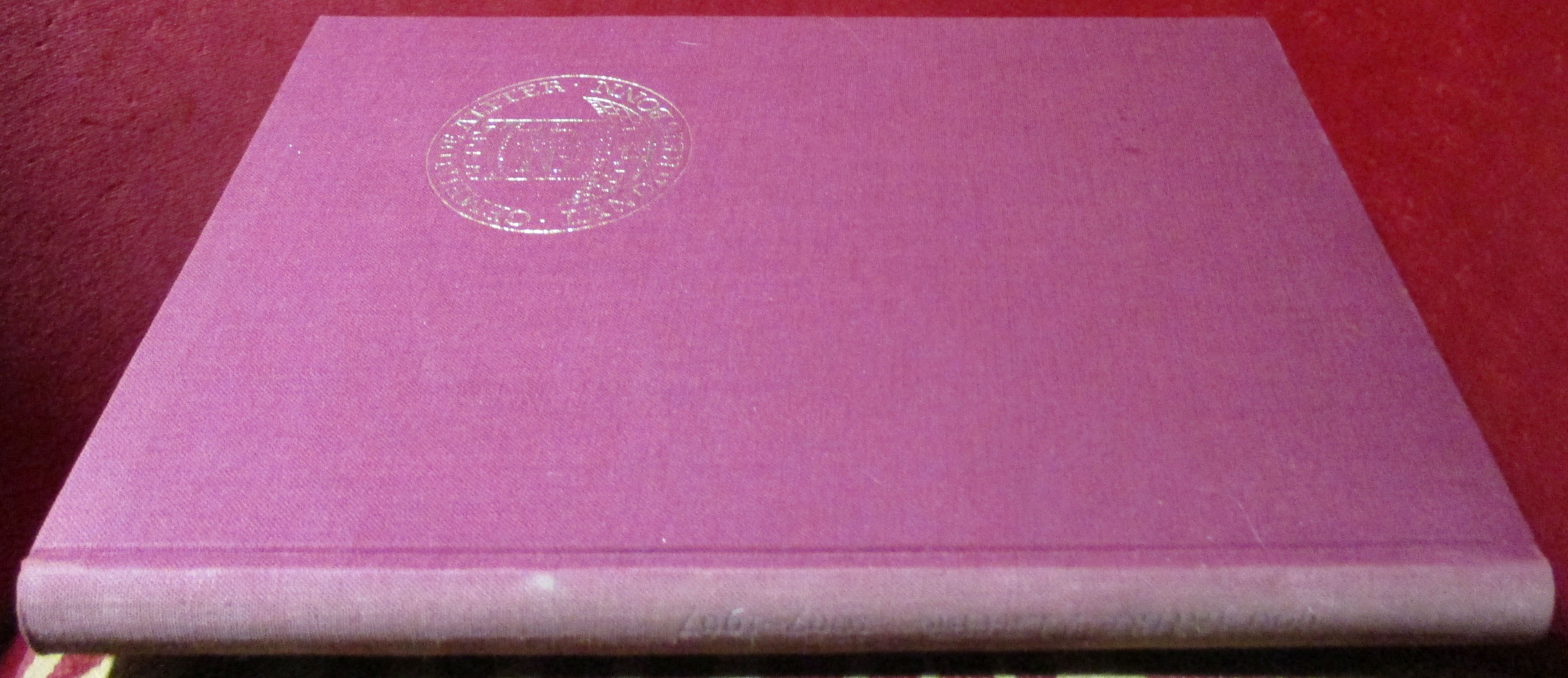 Herausgegeben von Gemeinde Alfter 900 Jahre Alfter 1067-1967  Festschrift von Josef Dietz und Norbert Zerlett.
